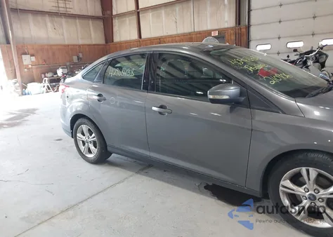 2013 Ford Focus Se z USA, uszkodzony, nr VIN 1FADP3F21DL330246